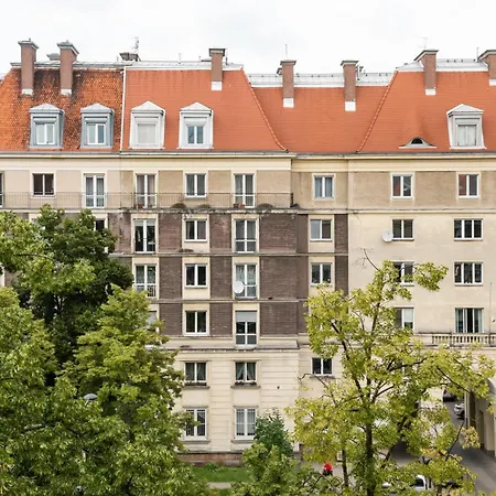 Plac Zbawiciela Comfy Studio Apartment Warsaw